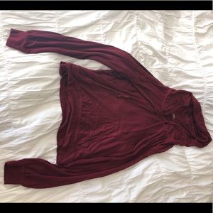 Lightweight pullover